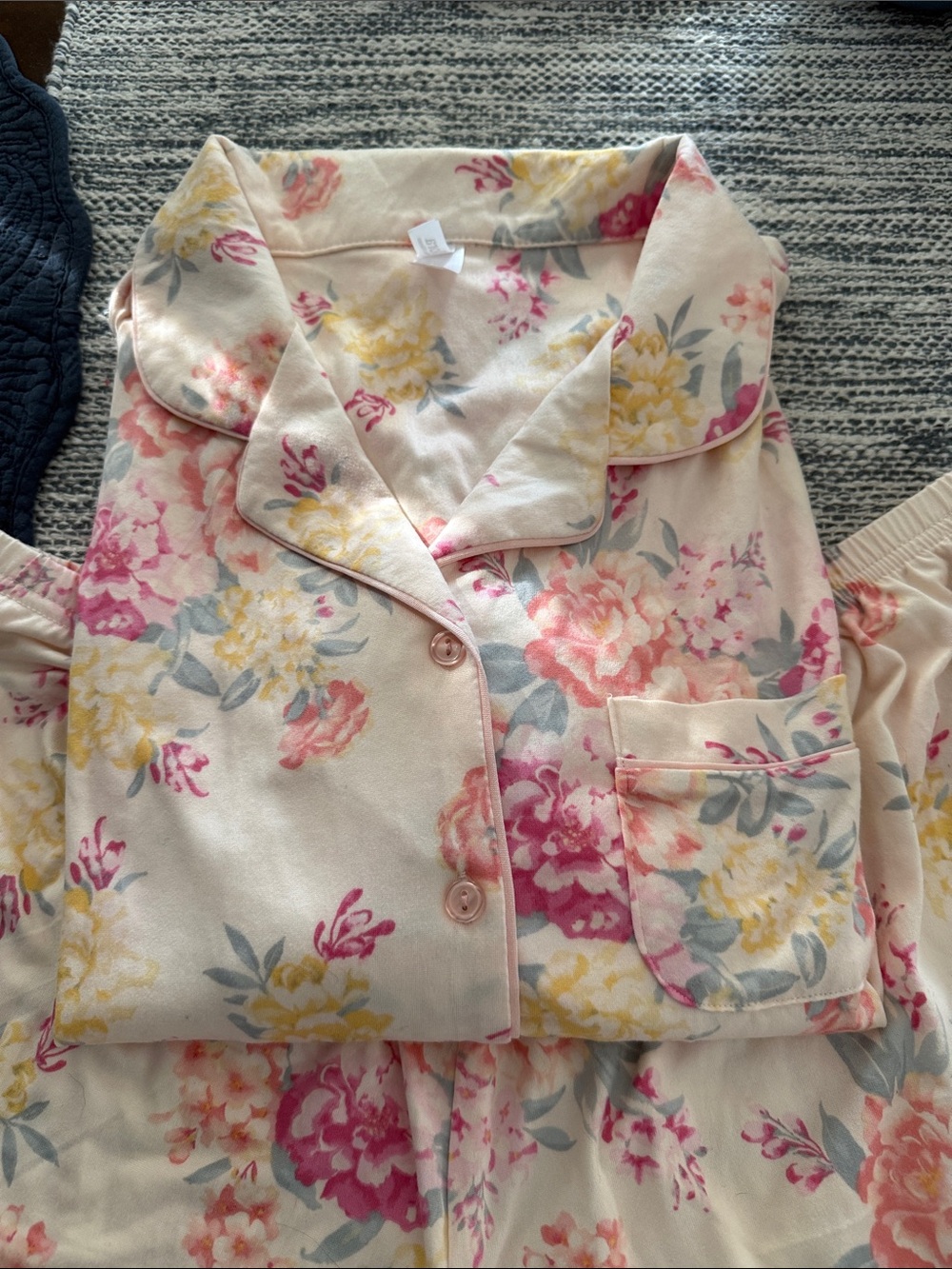 Flora Nikrooz Floral Short Pajama Set - shorts and button up - Picture 7 of 7